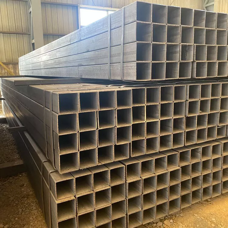 Černá pruhovaná obdélníková trubka